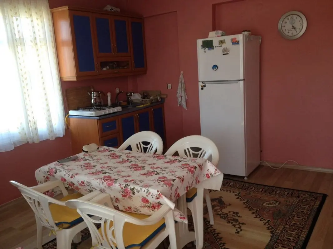 Yakamoz Pansiyon Salon