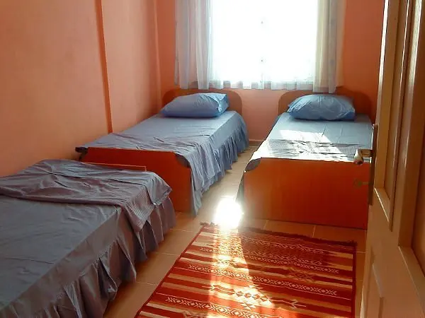 Yakamoz Pansiyon Daire